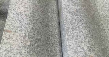 益阳芙蓉白S型拉丝面路沿石