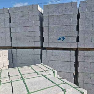 益阳 路沿石，路侧石-尺寸标准、颜色均匀