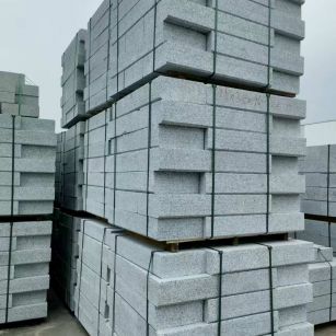 益阳 路沿石，板板正正的路沿石