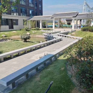 益阳 芝麻灰小区坐凳&栏杆安装效果