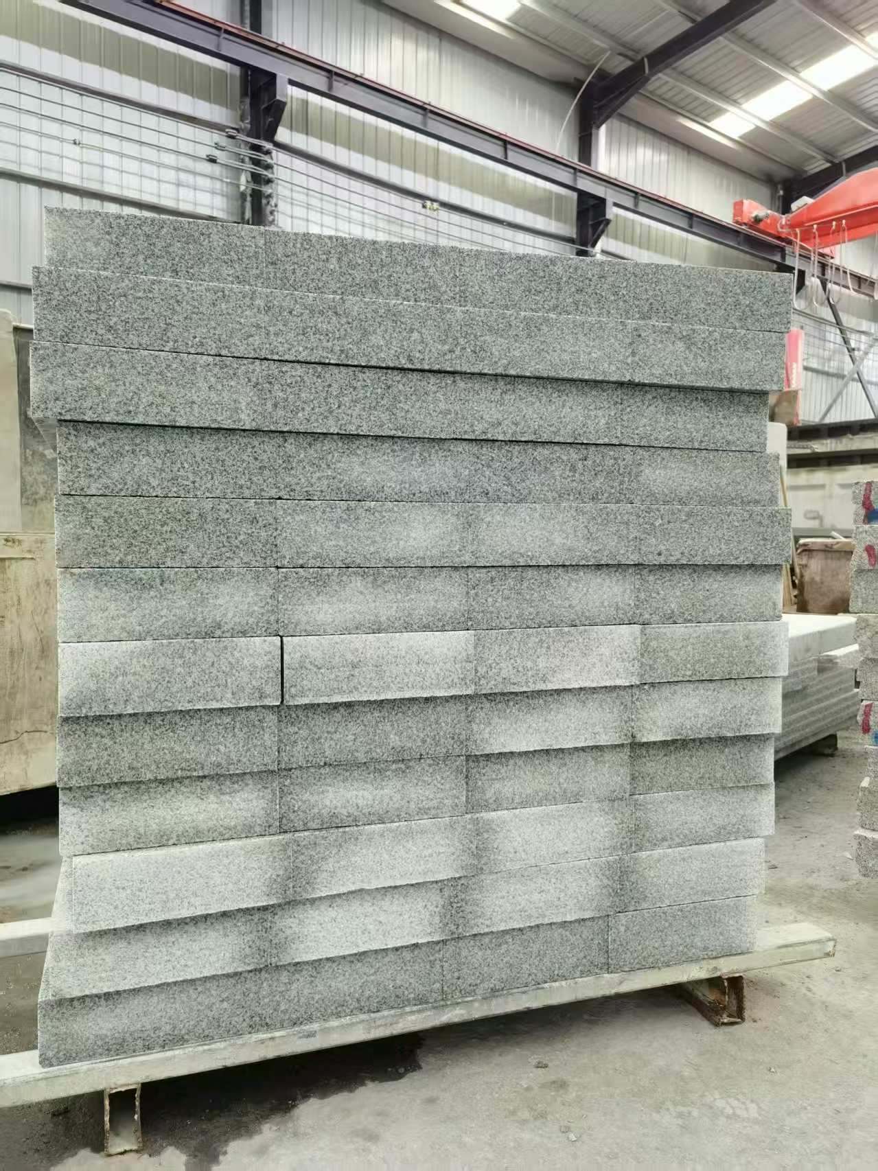 益阳 芝麻白10公分300*600广场地铺，A料定制，尺寸标准，厚薄均匀