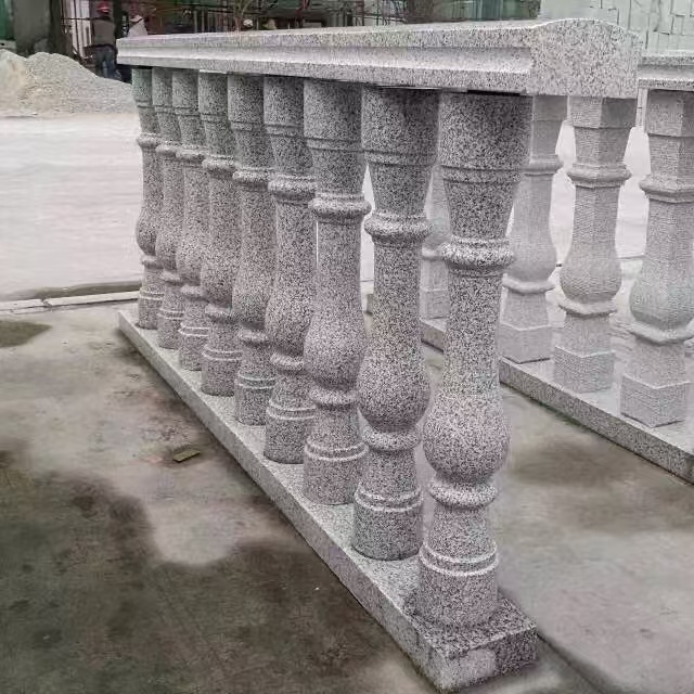 益阳 芝麻白圆形光面花瓶柱，栏杆