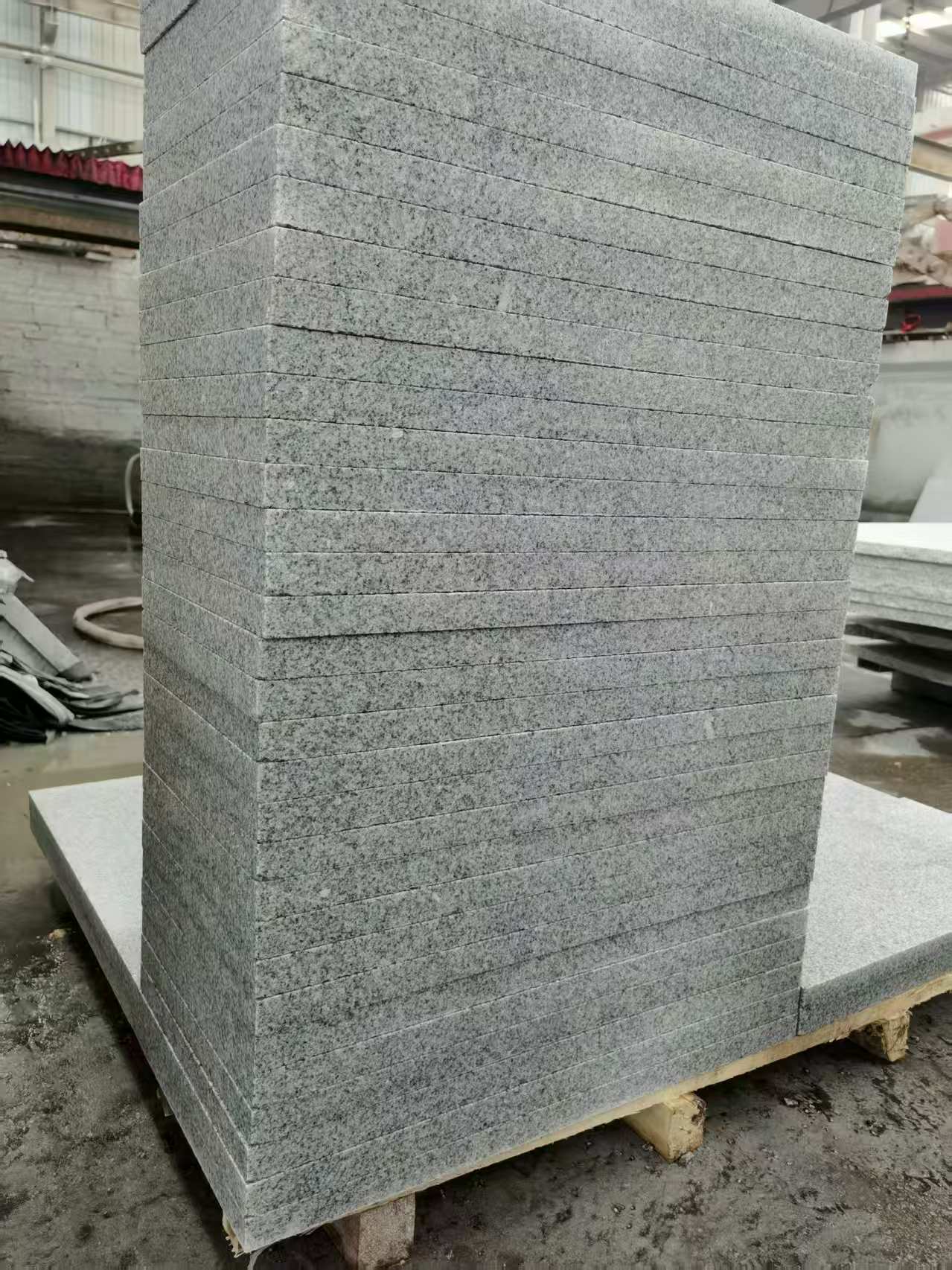 益阳 花岗岩 地铺成品300*600，尺寸标准、厚薄均匀